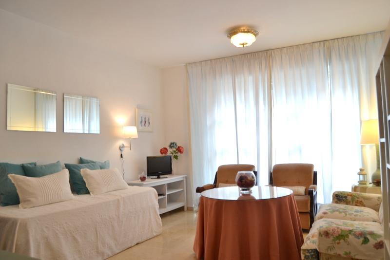 Apartamento Carlos Canal Sevilla Buitenkant foto